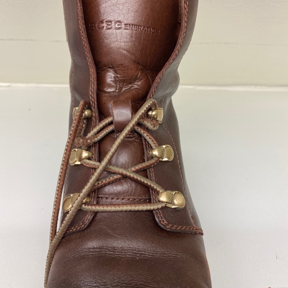Boots - Picture 2 of 6